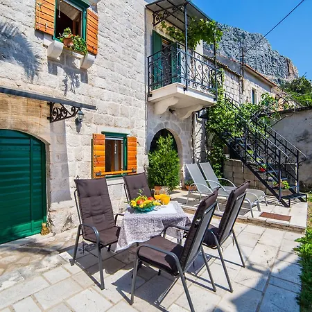 - 300 Years Feriehus Podgora (Split-Dalmatia)